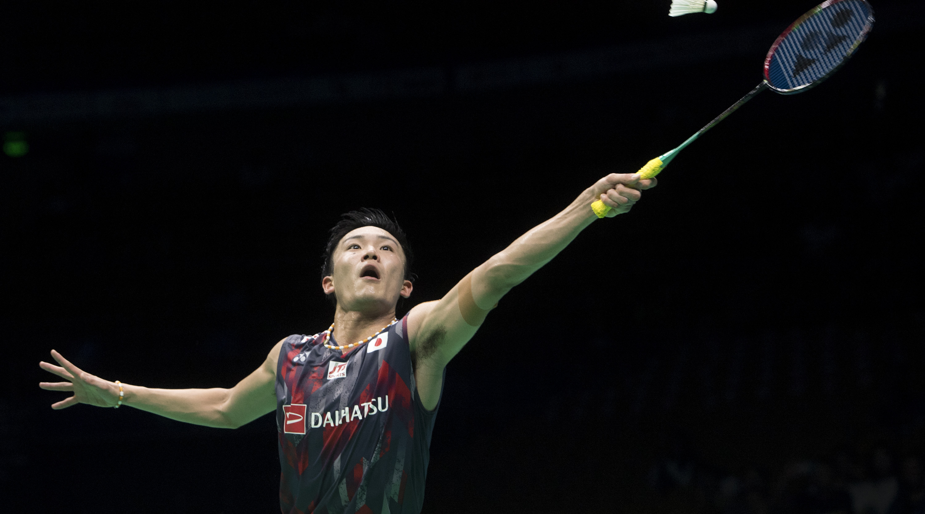 中国羽毛球队轻取印尼羽毛球队，桃田贤斗高光表现