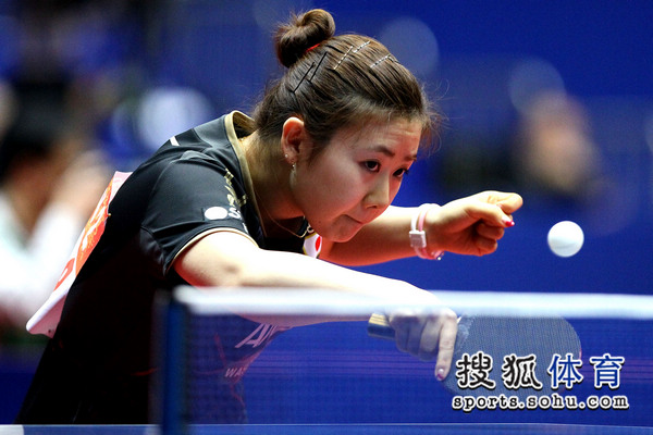 韩国队鏖战马来西亚队，黄鸭组合高光表现