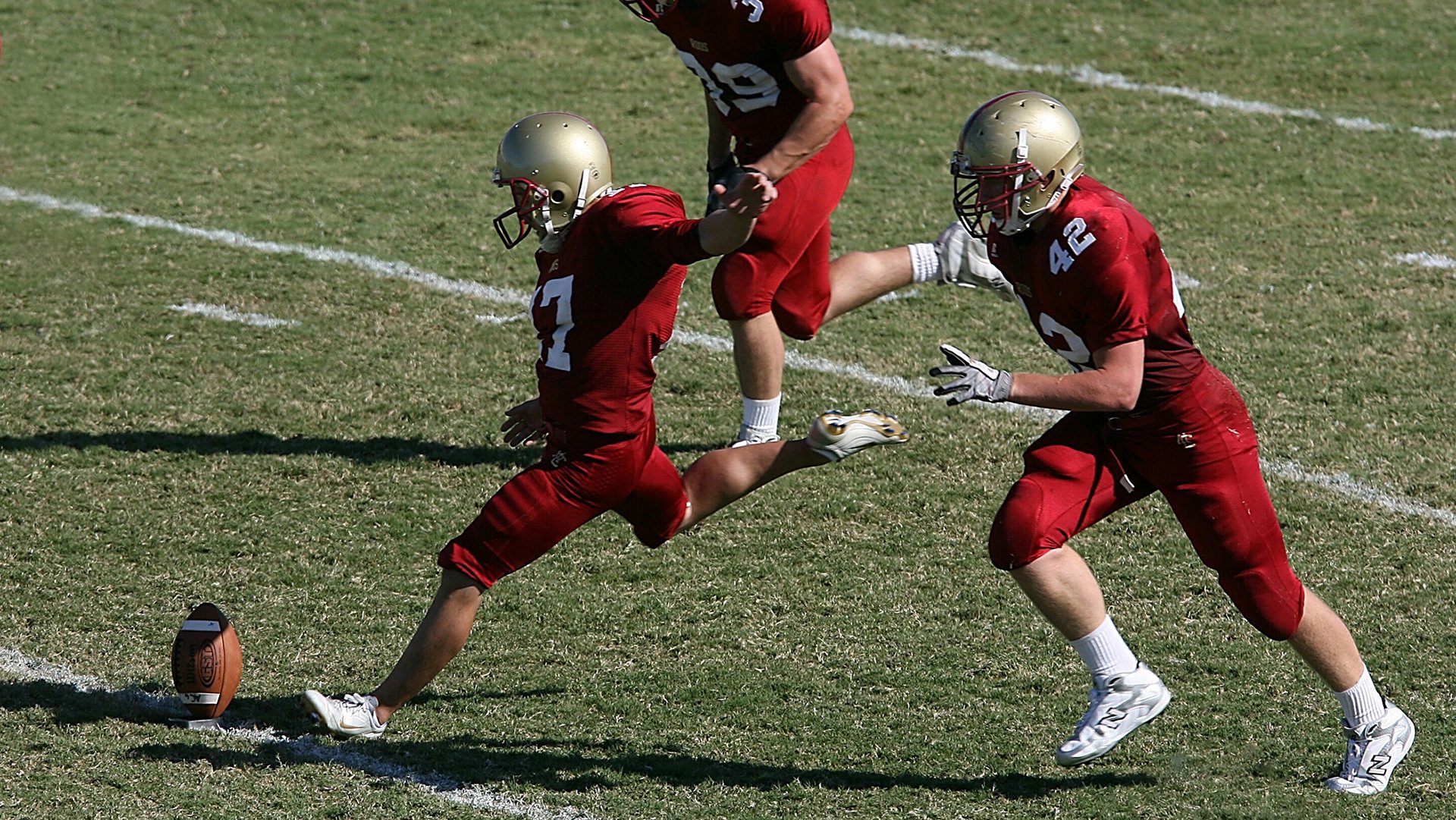 阿劳霍的指挥艺术，节奏掌控如何让阿尔及利亚稳稳拿下阿根廷