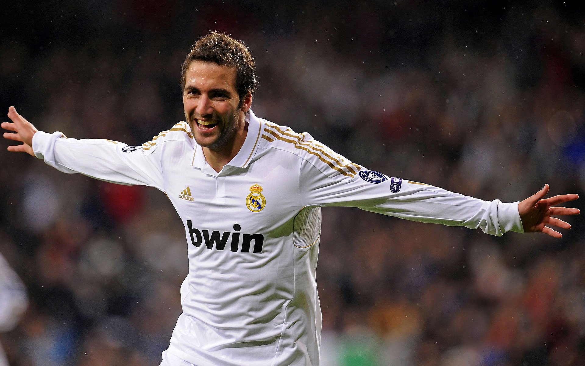 曼城完胜马赛，战术碾压下的团队胜利，穆勒扛起全队的真正含义