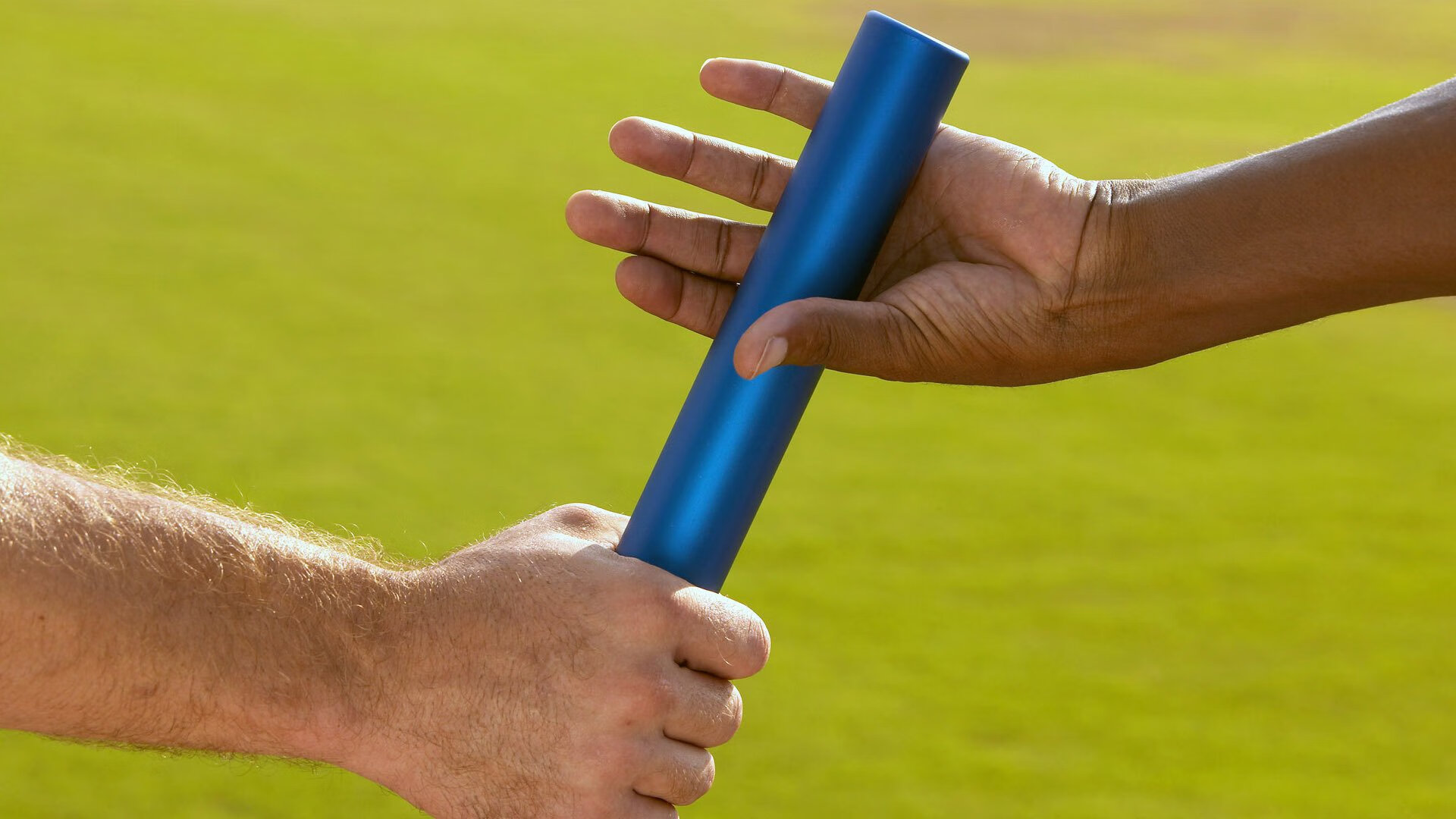 ATP总决赛完胜年终总决赛，西西帕斯高光表现背后的战术革命